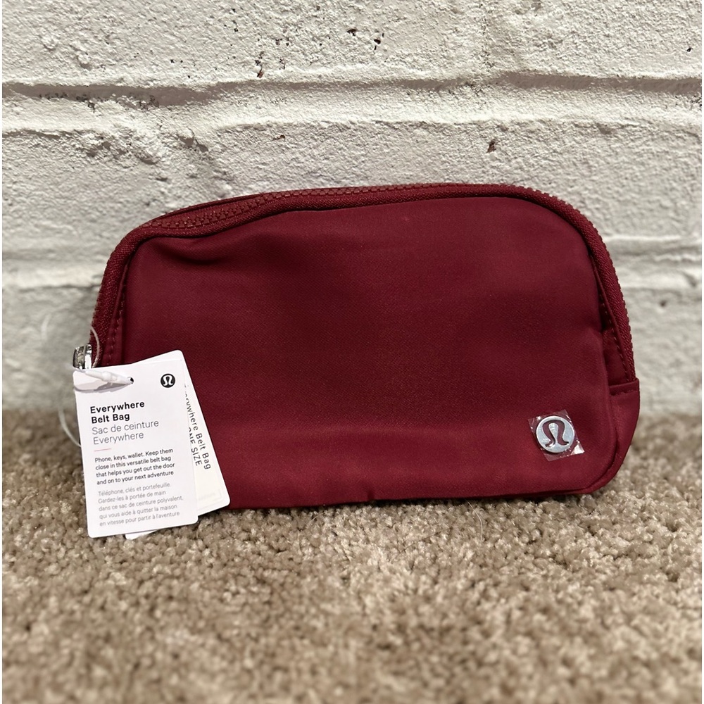 Everywhere Belt Bag 1L